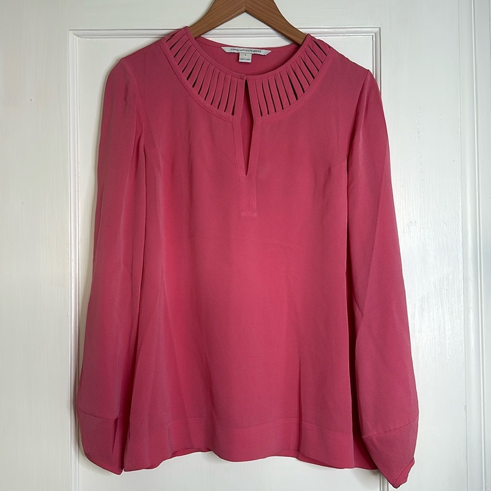 Diane Von Furstenberg Authentic Pink Blouse Size 4